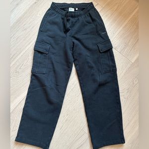 Aritzia cargo pants